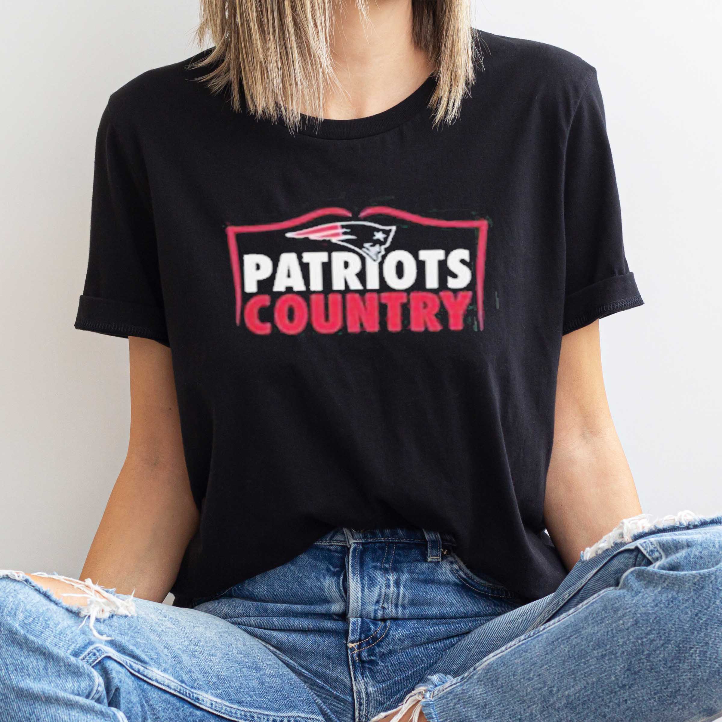 New England Patriots Country Hometown Collection Logo Sweatshirt - Perfect for Fan